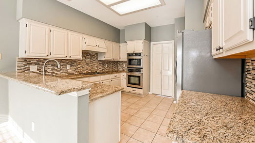 Houston 1-story, 3-bed 14706 Brook Park Way-idx