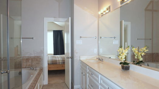 Houston 3-story, 2-bed 2710 Hullsmith Drive 603-idx