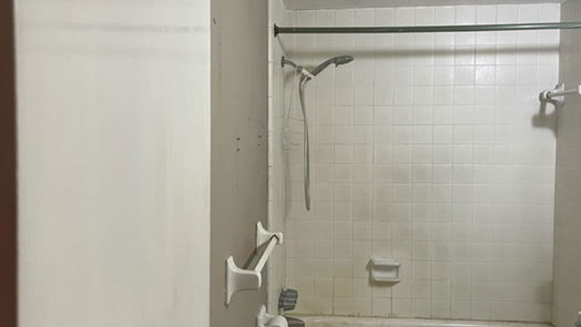 Houston 1-story, 1-bed 7900 Westheimer Road 233-idx