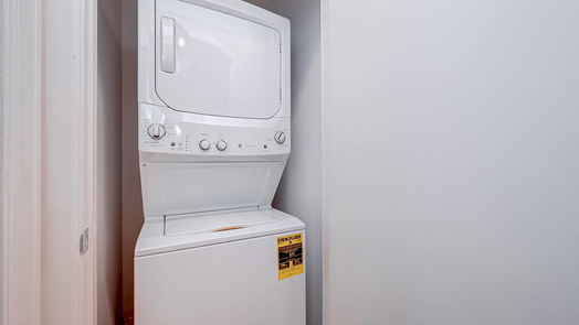 Houston 3-story, 2-bed 2710 Hullsmith Drive 1002-idx