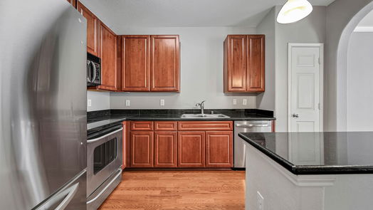Houston 3-story, 2-bed 9200 Westheimer Road 1704-idx
