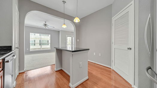 Houston 3-story, 2-bed 9200 Westheimer Road 1704-idx