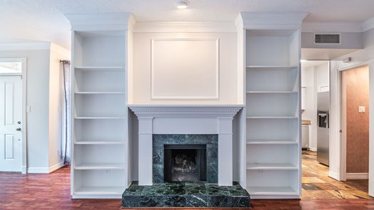 Houston 2-story, 3-bed 2100 Tanglewilde Street 153-idx