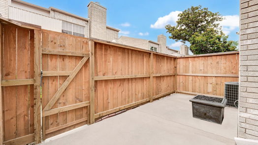 Houston 2-story, 2-bed 3780 Tanglewilde Street 509-idx