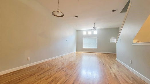 Houston 3-story, 2-bed 8715 Meadowcroft Drive 902-idx