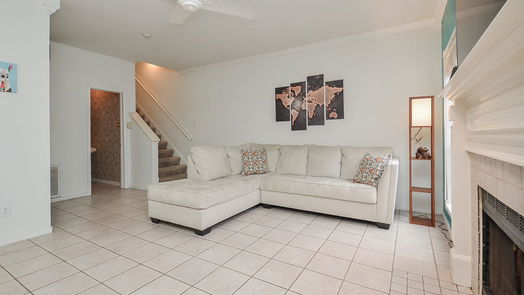 Houston 2-story, 2-bed 3800 Tanglewilde Street 109-idx