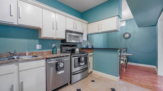 Houston 1-story, 1-bed 2100 Tanglewilde Street 349-idx