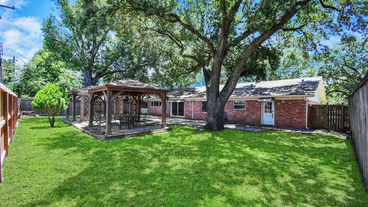 Houston 1-story, 3-bed 7722 Richmond Avenue Street-idx