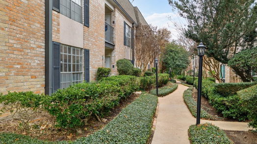 Houston 1-story, 1-bed 1809 Stoney Brook Drive 101-idx