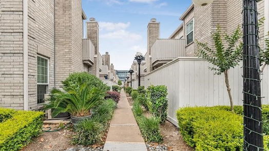 Houston 2-story, 2-bed 3800 Tanglewilde Street 703-idx