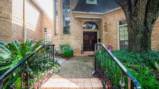 Houston 2-story, 3-bed 55 Bayou Pointe Drive-idx