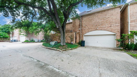 Houston 2-story, 3-bed 55 Bayou Pointe Drive-idx