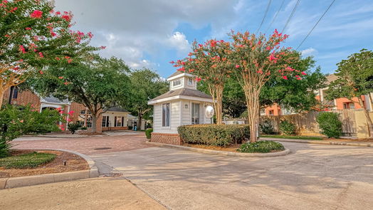 Houston 3-story, 1-bed 9200 Westheimer Road 308-idx