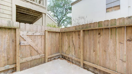 Houston 1-story, 1-bed 2100 Tanglewilde Street 611-idx