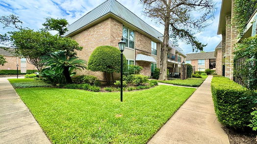 Houston 1-story, 1-bed 2230 S Piney Point Road 214-idx