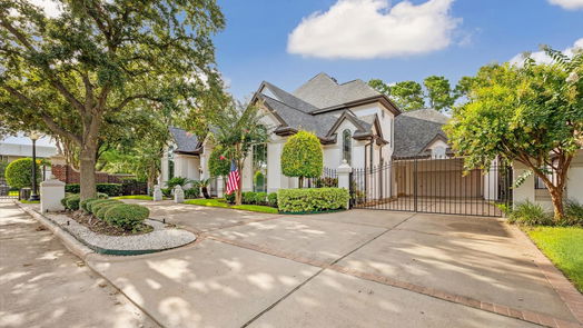 Houston 2-story, 4-bed 9363 Shady Lane Circle-idx