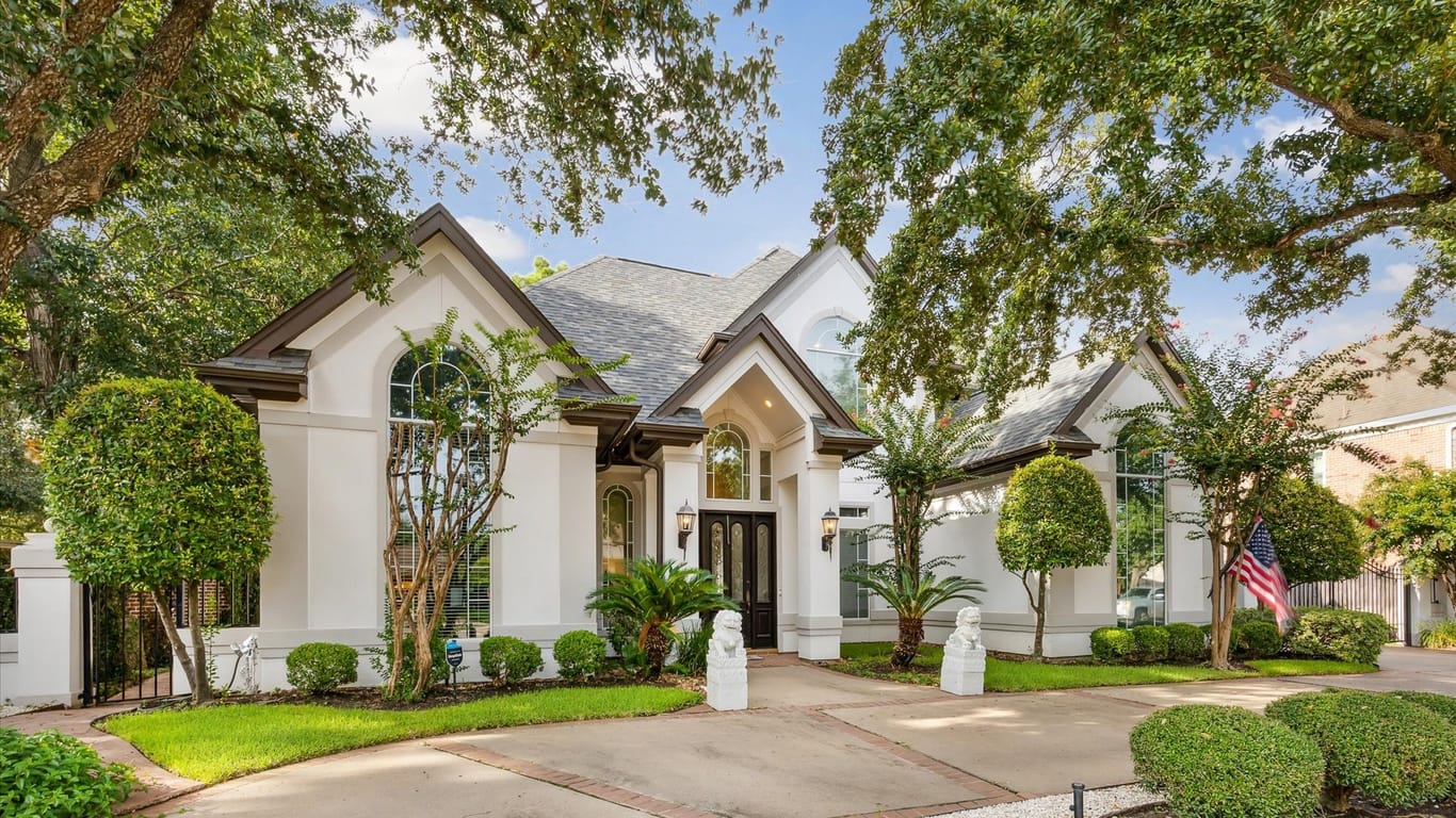 Houston 2-story, 4-bed 9363 Shady Lane Circle-idx