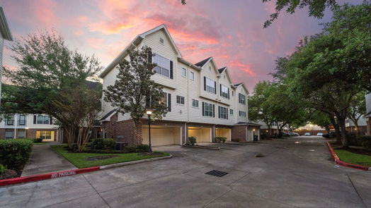 Houston 3-story, 2-bed 9200 Westheimer Road 1404-idx