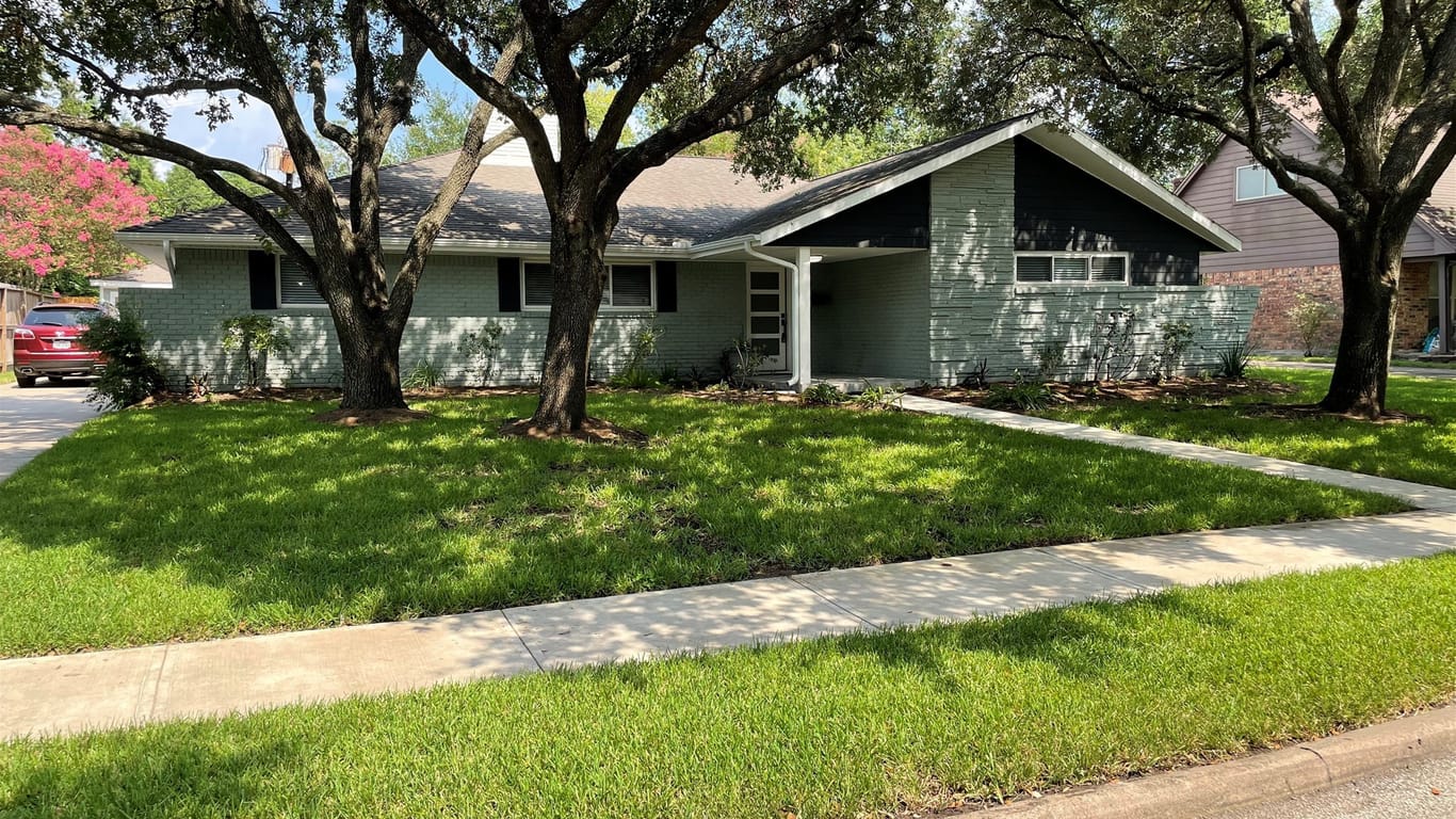 Houston 1-story, 4-bed 3307 Stoney Brook Drive-idx