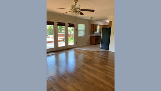 Houston 1-story, 3-bed 9407 Highmeadow Drive-idx