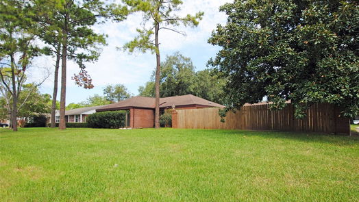 Houston 1-story, 3-bed 9602 Highmeadow Drive-idx