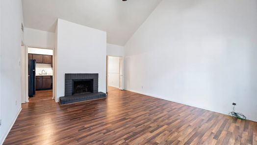 Houston 1-story, 1-bed 2100 Tanglewilde Street 296-idx