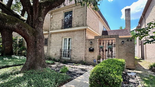 Houston 2-story, 4-bed 44 Bayou Pointe Drive-idx