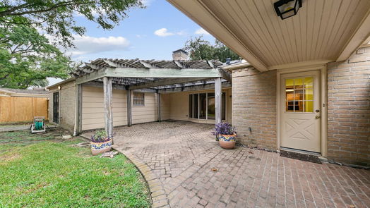 Houston 1-story, 4-bed 8010 Windswept Lane-idx