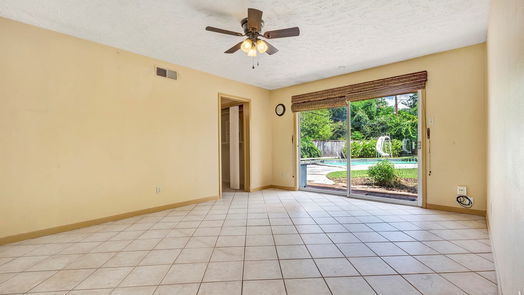 Houston 1-story, 3-bed 7710 Fairdale Lane-idx