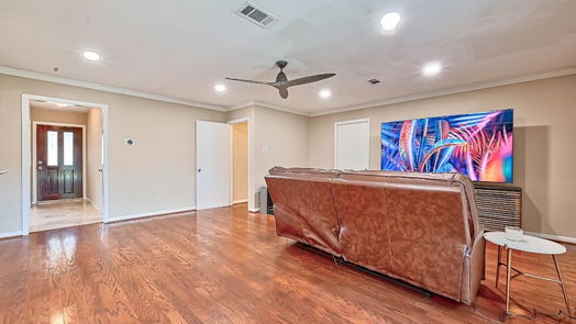 Houston 1-story, 3-bed 9311 Meadowbriar Lane-idx