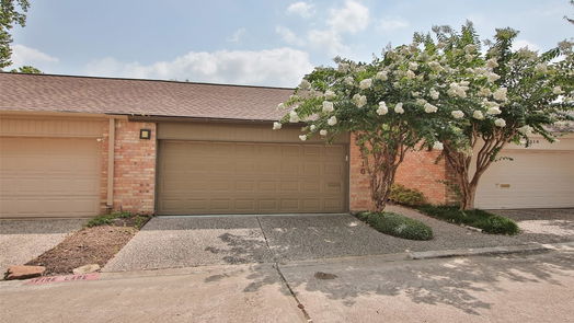 Houston 2-story, 3-bed 9316 Briar Forest Drive-idx