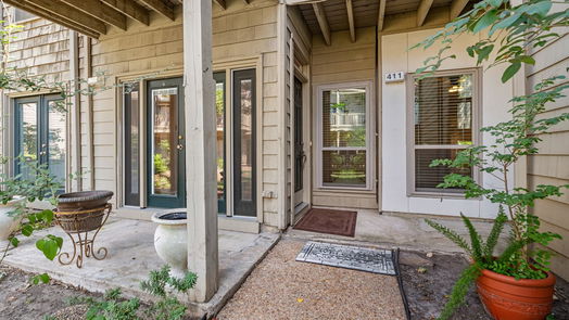 Houston 1-story, 2-bed 2100 Tanglewilde Street 411-idx