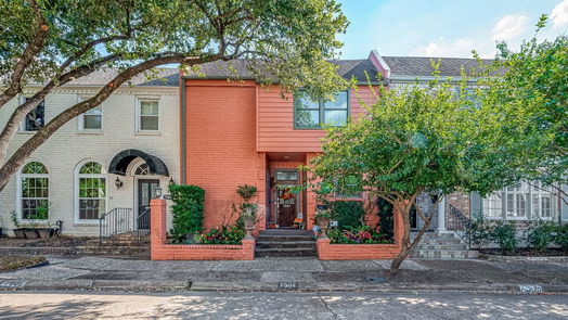 Houston 2-story, 2-bed 7507 Chevy Chase Drive-idx