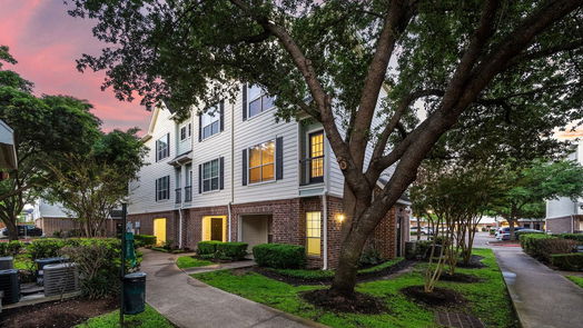 Houston 3-story, 2-bed 9200 Westheimer Road 1404-idx