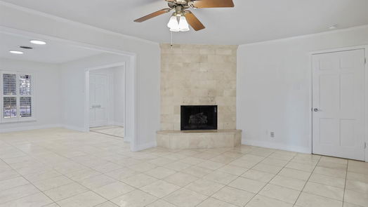 Houston 1-story, 3-bed 9635 Meadowbriar Lane-idx