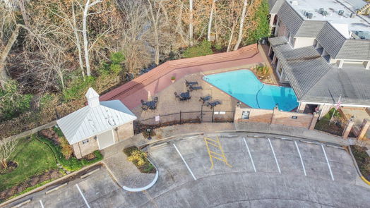 Houston 2-story, 3-bed 2226 S Piney Point Road 108-idx