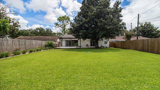 Houston 1-story, 3-bed 9650 Meadowland Drive-idx