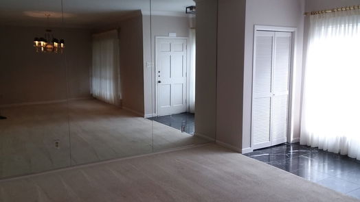 Houston 2-story, 3-bed 2226 S Piney Point Road 108-idx