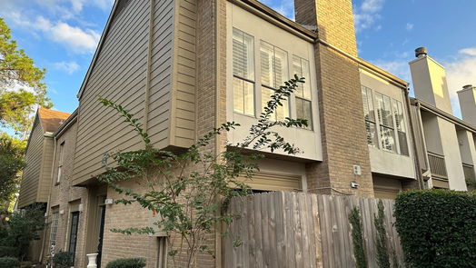 Houston 2-story, 3-bed 2100 Tanglewilde Street 203-idx