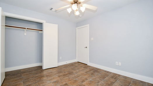 Houston 3-story, 3-bed 8642 Meadowcroft Drive-idx