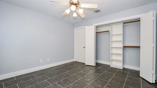 Houston 3-story, 3-bed 8642 Meadowcroft Drive-idx