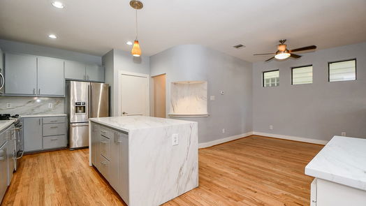 Houston 3-story, 3-bed 8642 Meadowcroft Drive-idx