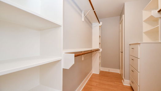 Houston 3-story, 3-bed 8642 Meadowcroft Drive-idx