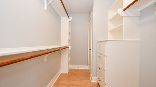 Houston 3-story, 3-bed 8642 Meadowcroft Drive-idx