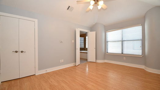 Houston 3-story, 3-bed 8642 Meadowcroft Drive-idx