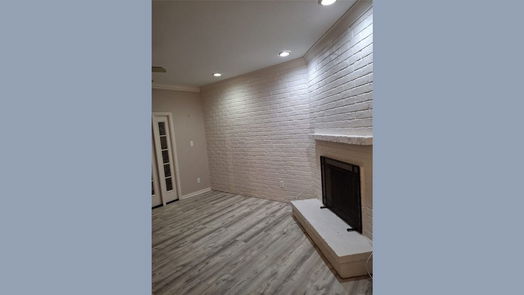 Houston 2-story, 3-bed 2226 S Piney Point Road 108-idx