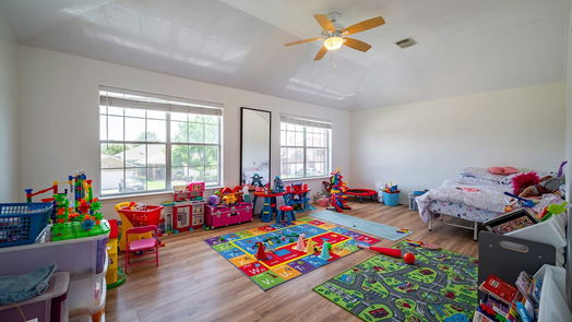 Houston 2-story, 5-bed 8902 Heron Nest Drive-idx
