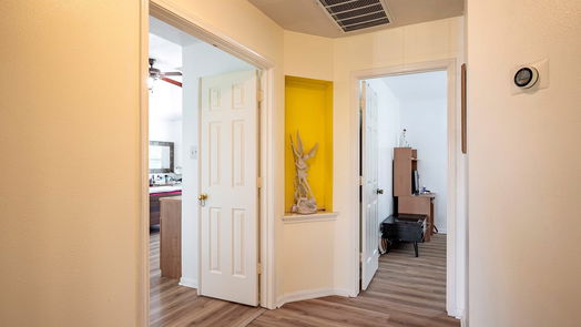 Houston 2-story, 5-bed 8902 Heron Nest Drive-idx