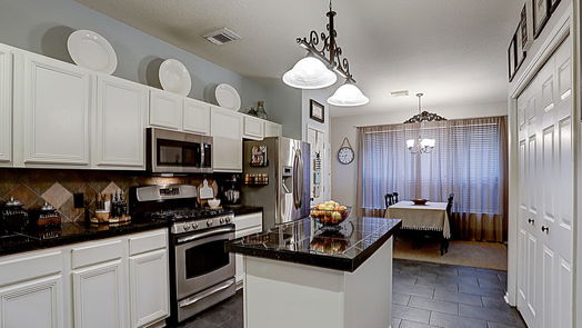 Houston null-story, 3-bed 9858 N Villa Drive-idx