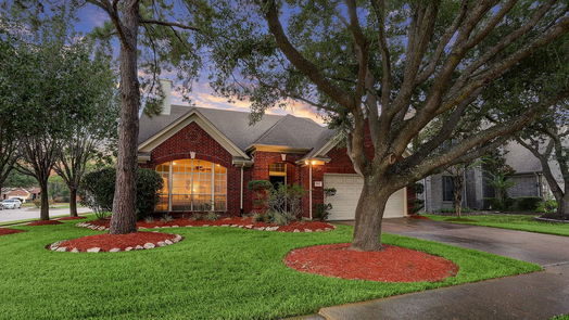 Houston null-story, 3-bed 9858 N Villa Drive-idx